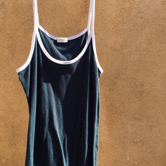 Brandy Melville Tops - brandy melville tank top